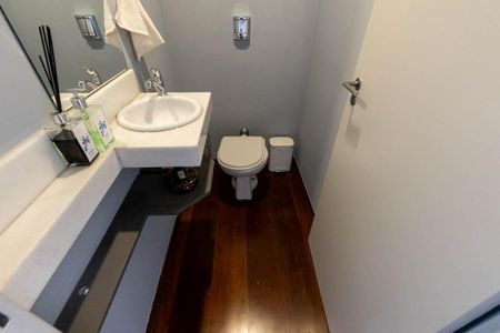 Apartamento para alugar com 210m², 4 quartos e 3 vagas Apartamento para alugar com 210m², 4 quartos e 3 vagasLavabo