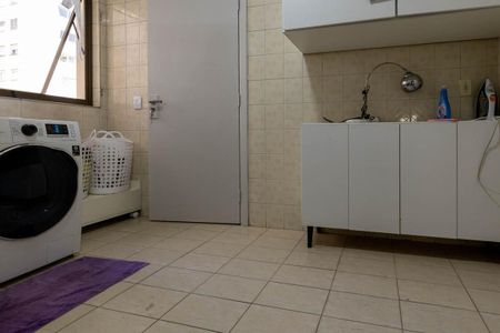 Apartamento para alugar com 210m², 4 quartos e 3 vagas Apartamento para alugar com 210m², 4 quartos e 3 vagasÁrea de Serviço