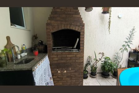 Casa de condomínio à venda com 97m², 2 quartos e 1 vaga Casa de condomínio à venda com 97m², 2 quartos e 1 vagaCobertura