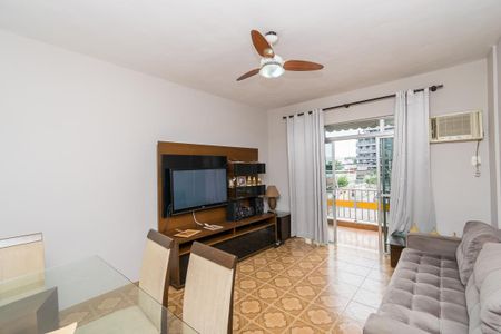 Apartamento à venda com 90m², 2 quartos e 1 vaga Apartamento à venda com 90m², 2 quartos e 1 vagaSala
