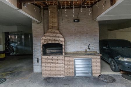 Apartamento à venda com 90m², 2 quartos e 1 vaga Apartamento à venda com 90m², 2 quartos e 1 vagaÁrea comum - Churrasqueira