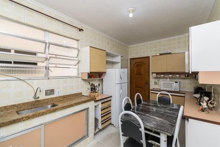 Apartamento à venda com 90m², 2 quartos e 1 vaga Apartamento à venda com 90m², 2 quartos e 1 vagaCozinha