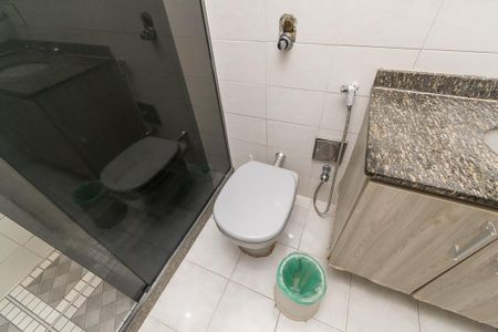 Apartamento à venda com 90m², 2 quartos e 1 vaga Apartamento à venda com 90m², 2 quartos e 1 vagaBanheiro Social