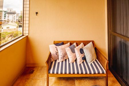 Apartamento à venda com 106m², 3 quartos e 2 vagasVaranda da Sala