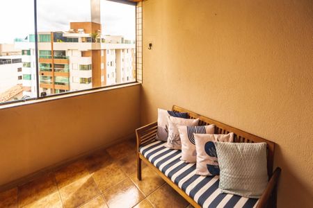 Apartamento à venda com 106m², 3 quartos e 2 vagasVaranda da Sala