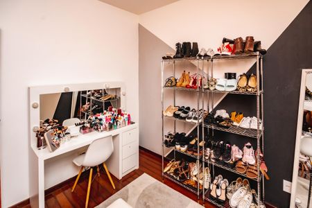 Apartamento à venda com 106m², 3 quartos e 2 vagasQuarto 1