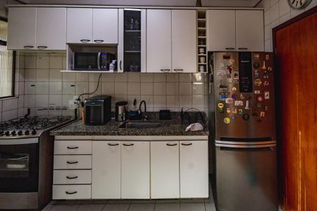 Apartamento à venda com 106m², 3 quartos e 2 vagasCozinha
