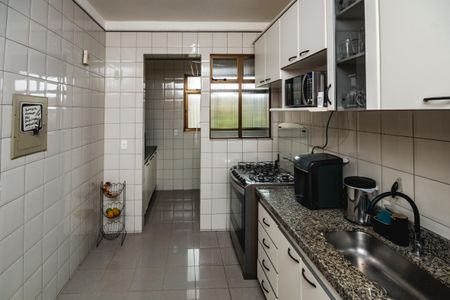 Apartamento à venda com 106m², 3 quartos e 2 vagasCozinha