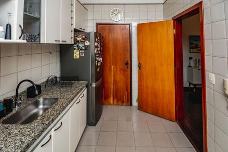Apartamento à venda com 106m², 3 quartos e 2 vagasCozinha