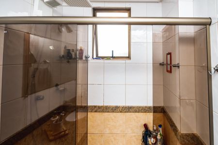 Apartamento à venda com 106m², 3 quartos e 2 vagasBanheiro da Suíte