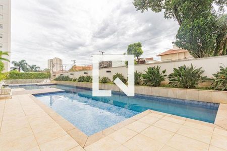 Apartamento à venda com 52m², 2 quartos e 1 vaga Apartamento à venda com 52m², 2 quartos e 1 vagaÁrea comum - Piscina