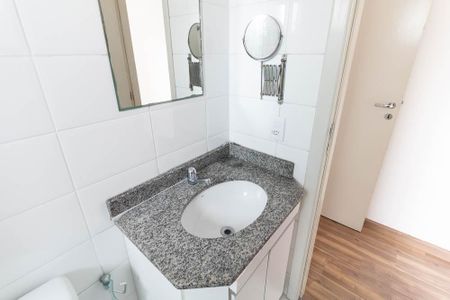Apartamento à venda com 52m², 2 quartos e 1 vaga Apartamento à venda com 52m², 2 quartos e 1 vagaBanheiro da Suíte