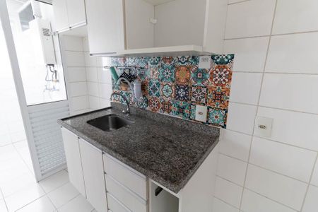 Apartamento à venda com 52m², 2 quartos e 1 vaga Apartamento à venda com 52m², 2 quartos e 1 vagaCozinha