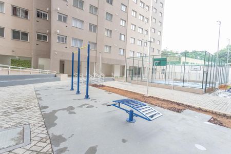 Apartamento à venda com 43m², 2 quartos e 1 vaga Apartamento à venda com 43m², 2 quartos e 1 vagaÁrea comum - Academia externa