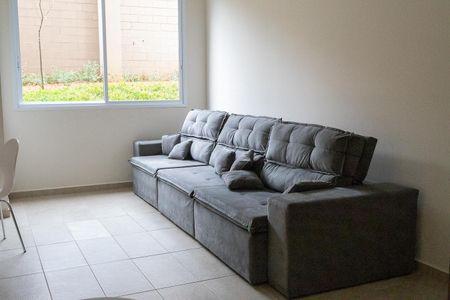 Apartamento à venda com 43m², 2 quartos e 1 vaga Apartamento à venda com 43m², 2 quartos e 1 vagaÁrea comum - Salão de festas