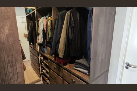 Closet da suíte de apartamento à venda com 2 quartos, 71m² em Santa Paula, São Caetano do Sul