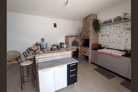Casa à venda com 2 quartos, 246m² em Vila Santa Terezinha, Várzea Paulista