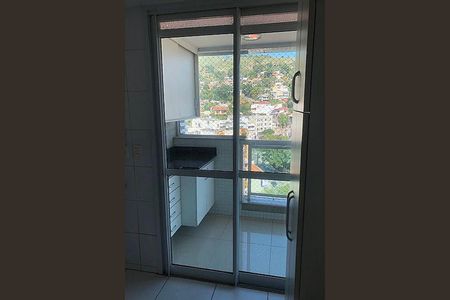 Apartamento à venda com 119m², 3 quartos e 2 vagas