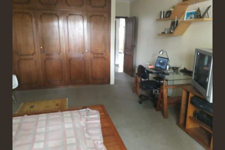 Casa à venda com 5 quartos, 480m² em Campo Belo, São Paulo
