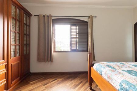 Casa à venda com 309m², 3 quartos e 4 vagas Casa à venda com 309m², 3 quartos e 4 vagasSuíte