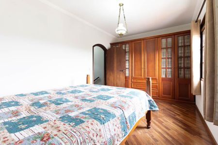 Casa à venda com 309m², 3 quartos e 4 vagas Casa à venda com 309m², 3 quartos e 4 vagasSuíte