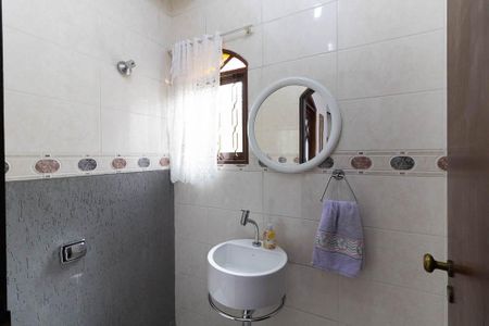 Casa à venda com 309m², 3 quartos e 4 vagas Casa à venda com 309m², 3 quartos e 4 vagasLavabo
