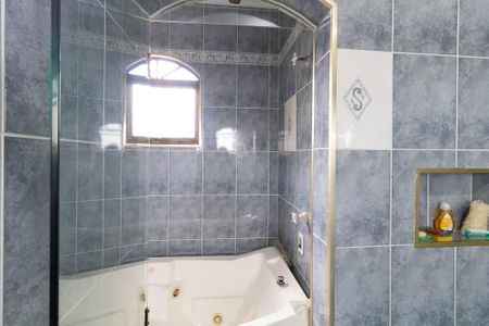 Casa à venda com 309m², 3 quartos e 4 vagas Casa à venda com 309m², 3 quartos e 4 vagasBanheiro da Suíte