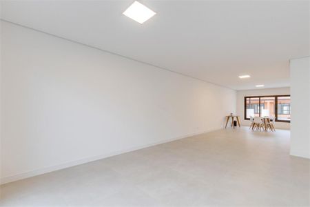 Casa à venda com 433m², 4 quartos e 3 vagas