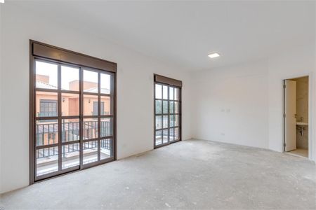 Casa à venda com 433m², 4 quartos e 3 vagas
