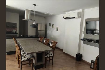 Apartamento à venda com 2 quartos, 60m² em Vila Gumercindo, São Paulo