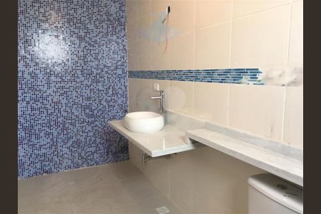 Casa à venda com 260m², 3 quartos e 4 vagas