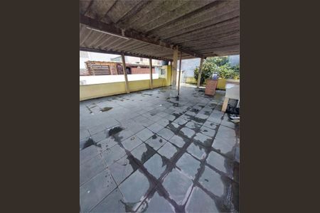 Casa à venda com 131m², 4 quartos e 2 vagas