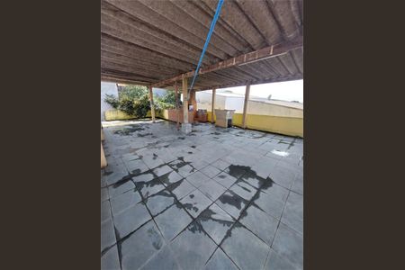 Casa à venda com 131m², 4 quartos e 2 vagas