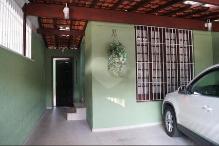 Casa à venda com 178m², 3 quartos e 2 vagas