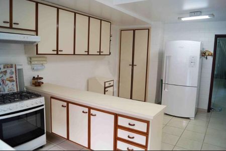 Casa à venda com 178m², 3 quartos e 2 vagas