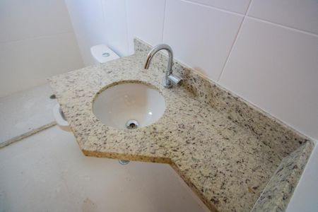 Apartamento à venda com 86m², 3 quartos e 2 vagas Apartamento à venda com 86m², 3 quartos e 2 vagasBanheiro social