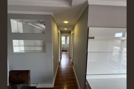 Corredor de apartamento para alugar com 3 quartos, 62m² em Lauzane Paulista, São Paulo