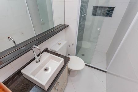 Apartamento para alugar com 64m², 3 quartos e 1 vagaBanheiro Social