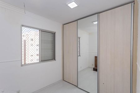 Quarto 2 de apartamento para alugar com 3 quartos, 64m² em Parque Bristol, São Paulo