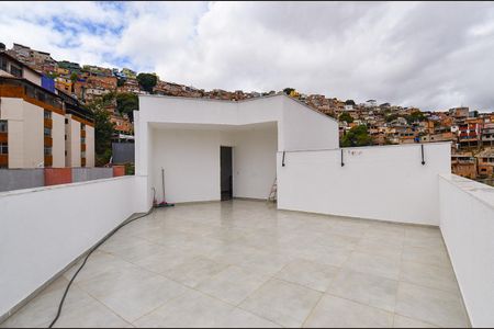 Apartamento à venda com 137m², 2 quartos e 1 vagaCobertura