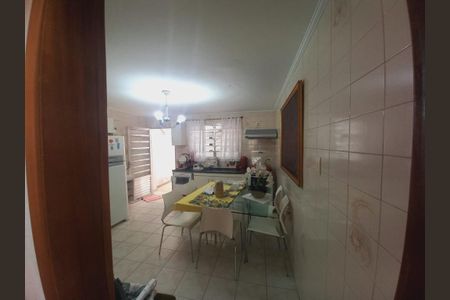 Casa à venda com 140m², 3 quartos e 2 vagas Casa à venda com 140m², 3 quartos e 2 vagasFoto 09