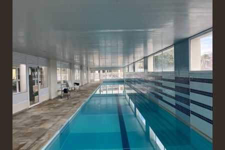 Apartamento à venda com 101m², 2 quartos e 2 vagas Apartamento à venda com 101m², 2 quartos e 2 vagasÁrea comum - Piscina Coberta