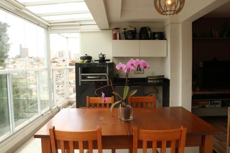 Apartamento à venda com 101m², 2 quartos e 2 vagasVaranda da Sala