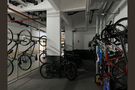 Apartamento à venda com 101m², 2 quartos e 2 vagas Apartamento à venda com 101m², 2 quartos e 2 vagasÁrea comum - bicicletário