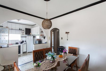 Casa para alugar com 115m², 3 quartos e 2 vagas Casa para alugar com 115m², 3 quartos e 2 vagasSala de Jantar