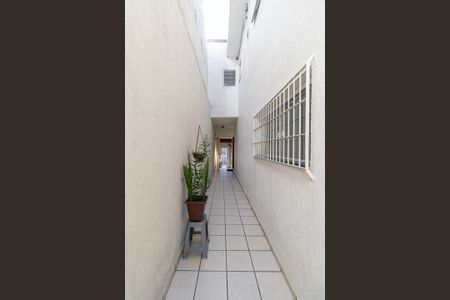 Casa à venda com 126m², 3 quartos e 2 vagas Casa à venda com 126m², 3 quartos e 2 vagasCorredor Lateral