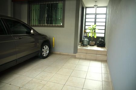 Casa à venda com 130m², 3 quartos e 2 vagasGaragem