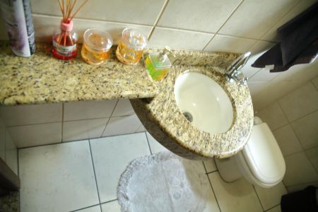 Casa à venda com 130m², 3 quartos e 2 vagasLavabo da Sala