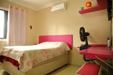 Casa à venda com 130m², 3 quartos e 2 vagasQuarto 3