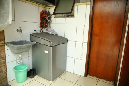 Casa à venda com 130m², 3 quartos e 2 vagasÁrea de Serviço